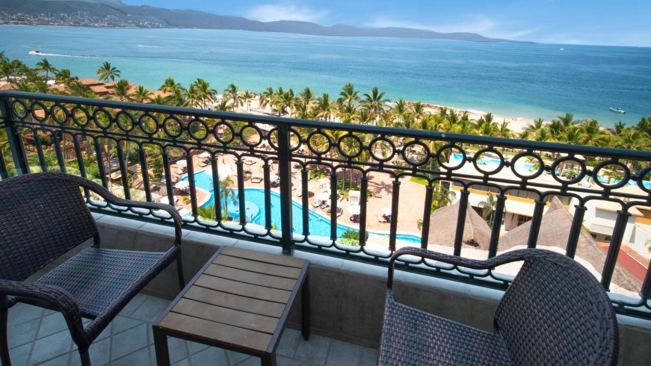 Superior Room King Partial Ocean View