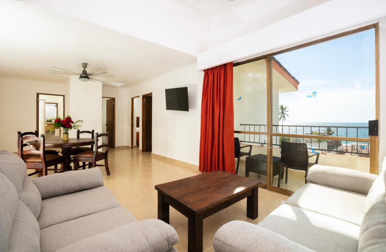 Family Suite Balcony,1492563847:JPEG