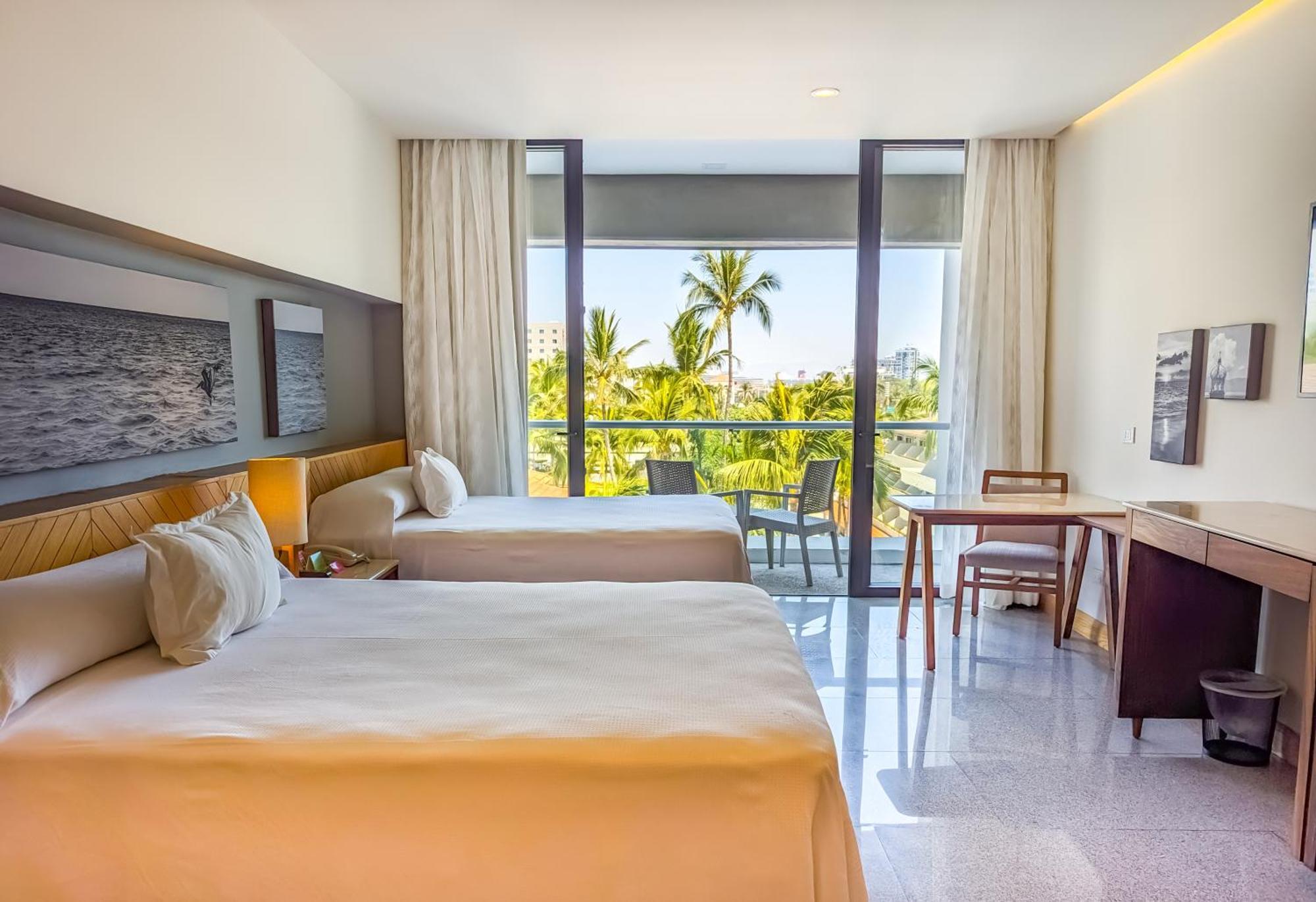 Deluxe Room,1758789938:JPEG