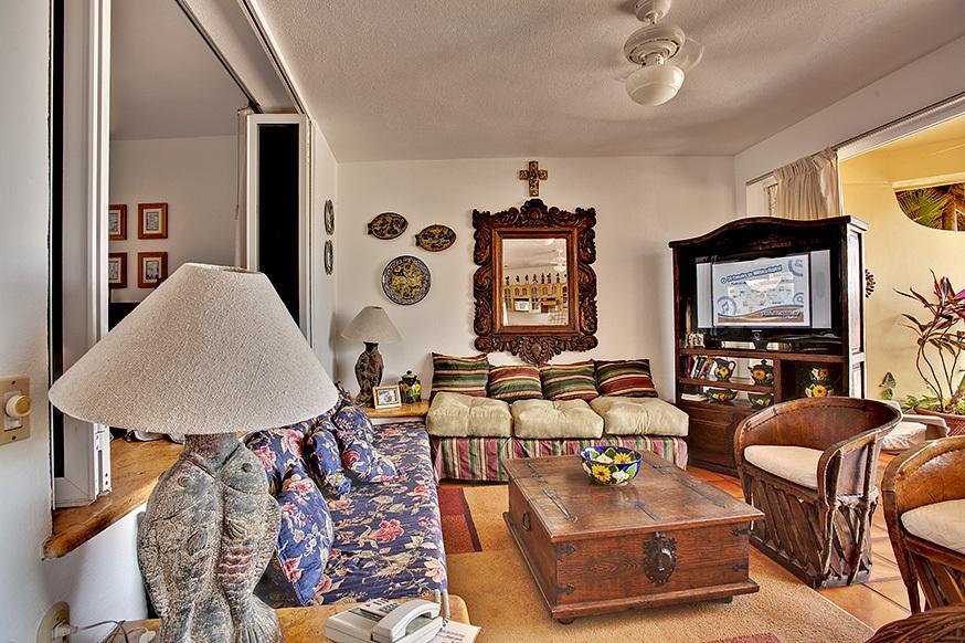 One-Bedroom Apartment,246065925:JPEG
