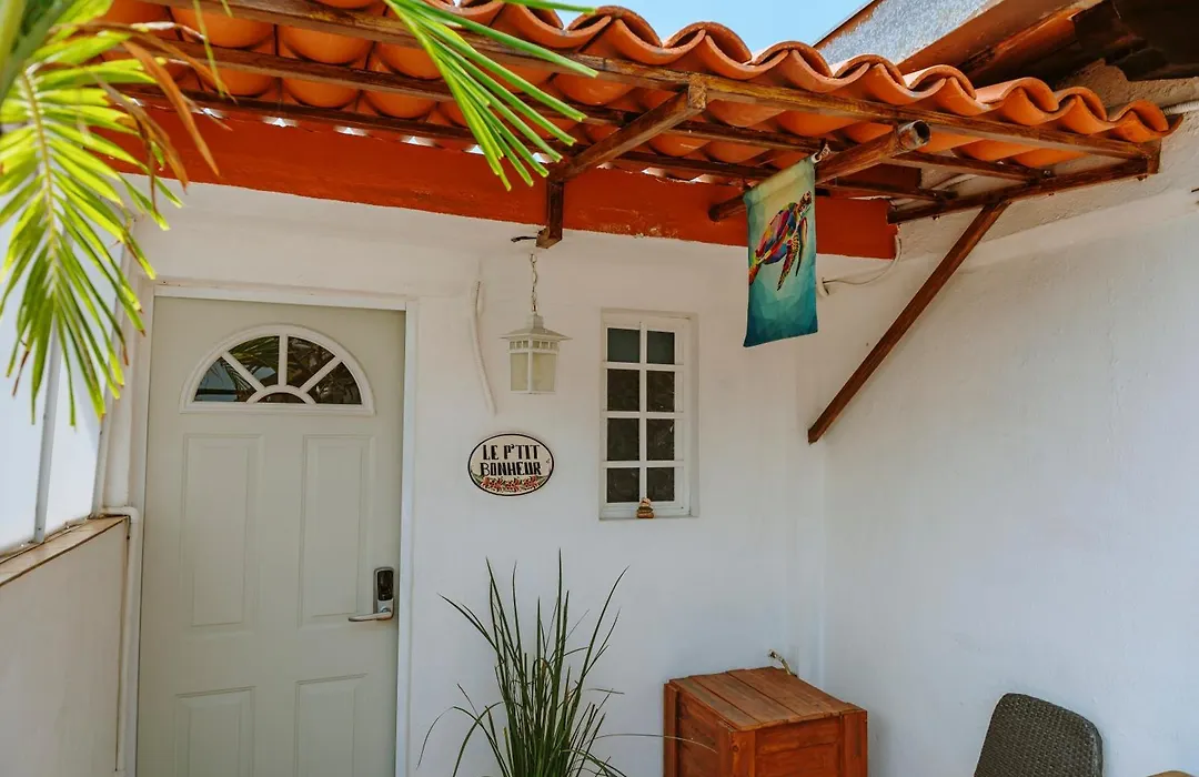 Le Petit Bonheur - Charming Studio With Terrace-1