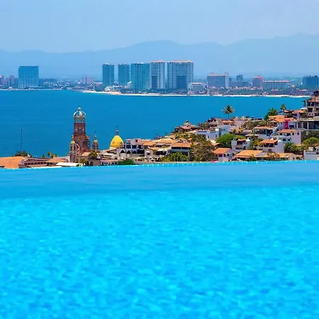 Luxury Villa Rental, Casa Yvonneka-2