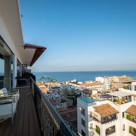 Pier 701 Ritzy Pier Penthouse Ocean Views Romantic-2