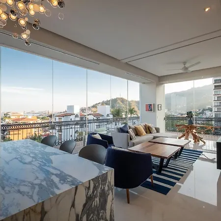 Pier 701 Ritzy Pier Penthouse Ocean Views Romantic-3