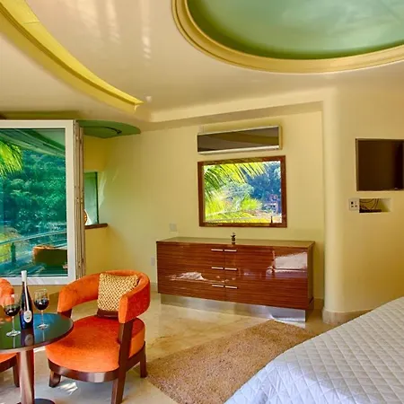 Room In Villa - Luxury Suite With Garden And Ocean View-3