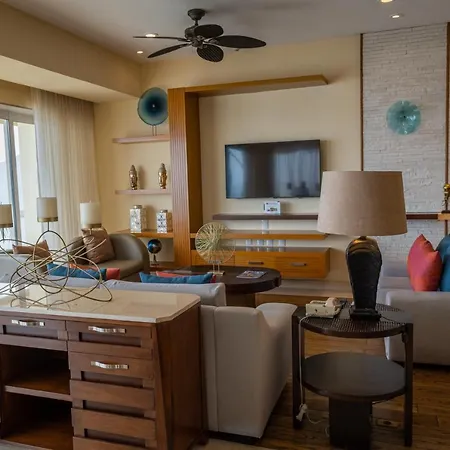 Garza Blanca Condo-3