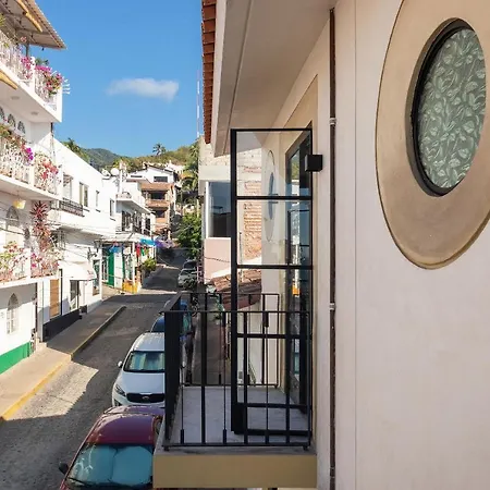 Stylish And Modern Loft 1 Bed With Private Dipping Pool Near The Malecon-2