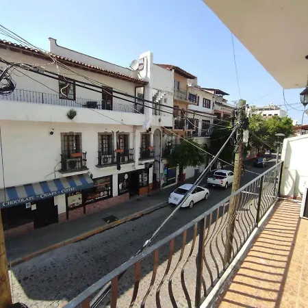 Cozy Studio In Downtown Pv - Central Location-3