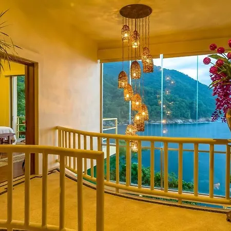 Oceanfront Villa, A Unique Experience-2