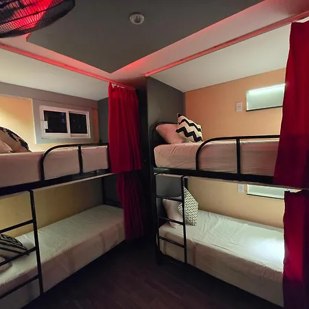 Spartacus Hostel Boutique For Men-3