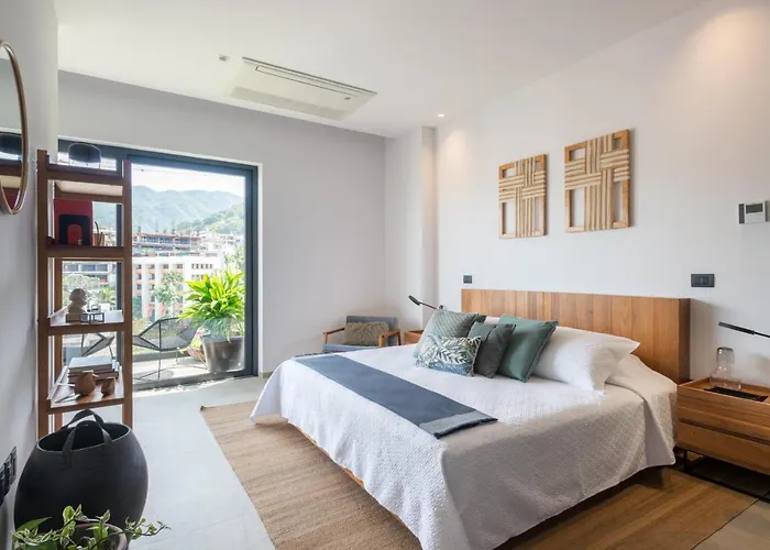 Sailview 108 - Sailview Romantic Zone 1 Bed, 1 Bath, Rooftop Poo Puerto Vallarta acceptant les animaux